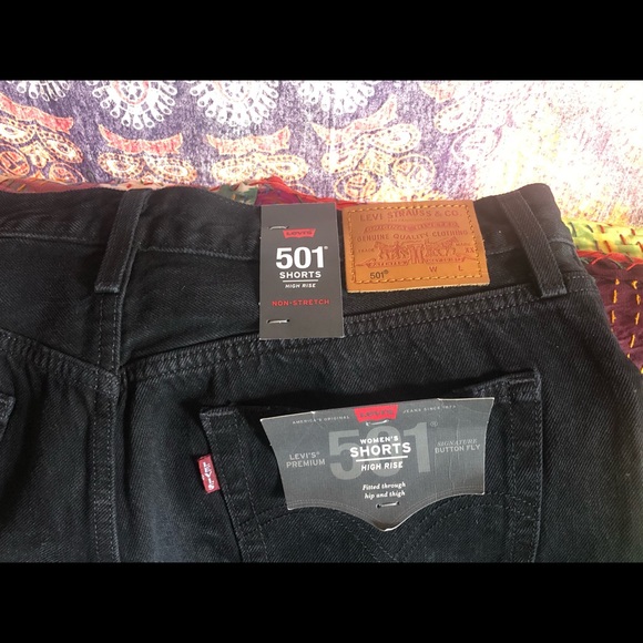Levi’s 501 High Rise Distressed Jean Shorts - Picture 3 of 7
